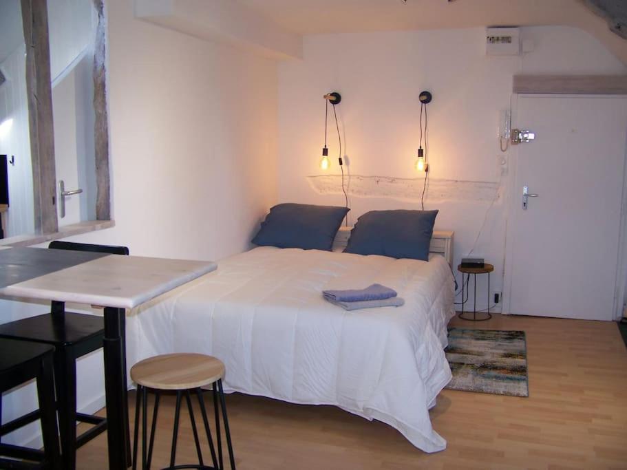 Rennes: Studio 4 Couchages, Proche Commerces, Bus. Dış mekan fotoğraf